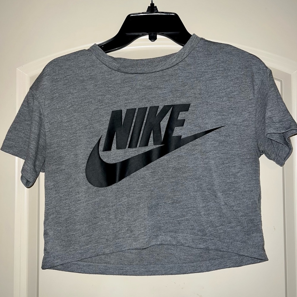 Nike Crop Top T-shirt